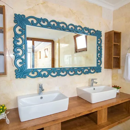 Berrak Villa *